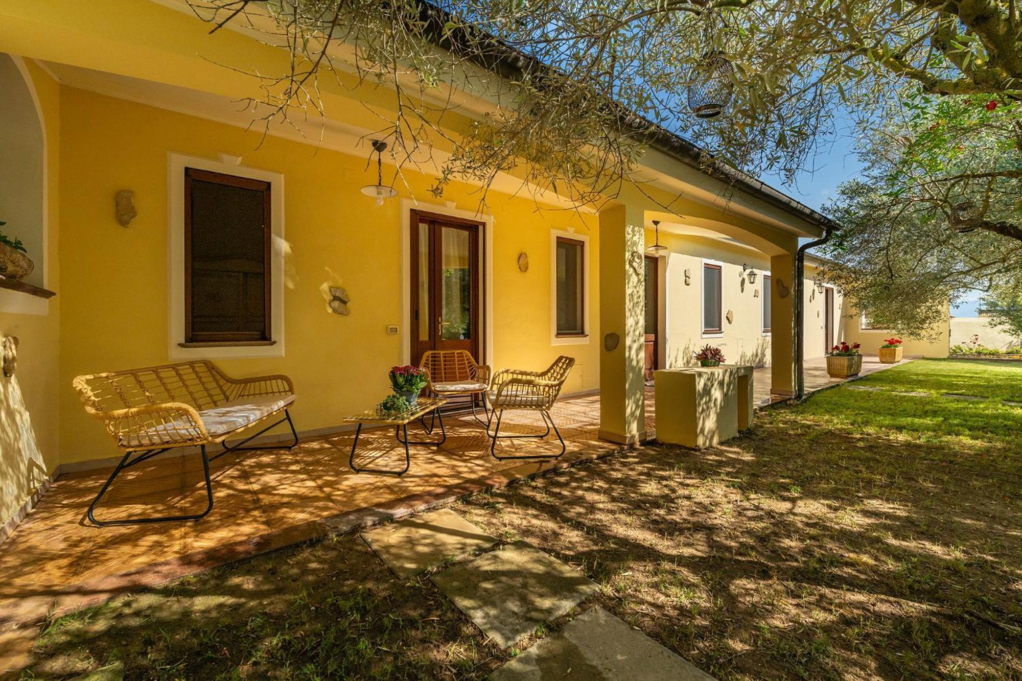 Residenza Parco Degli Ulivi Villa Villamassargia Ngoại thất bức ảnh
