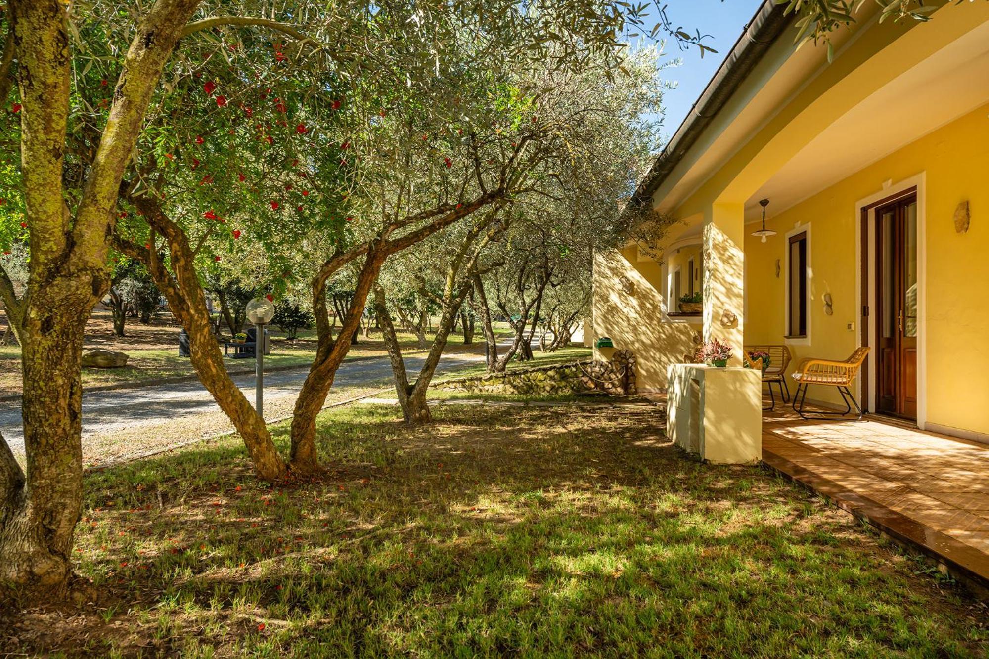 Residenza Parco Degli Ulivi Villa Villamassargia Ngoại thất bức ảnh