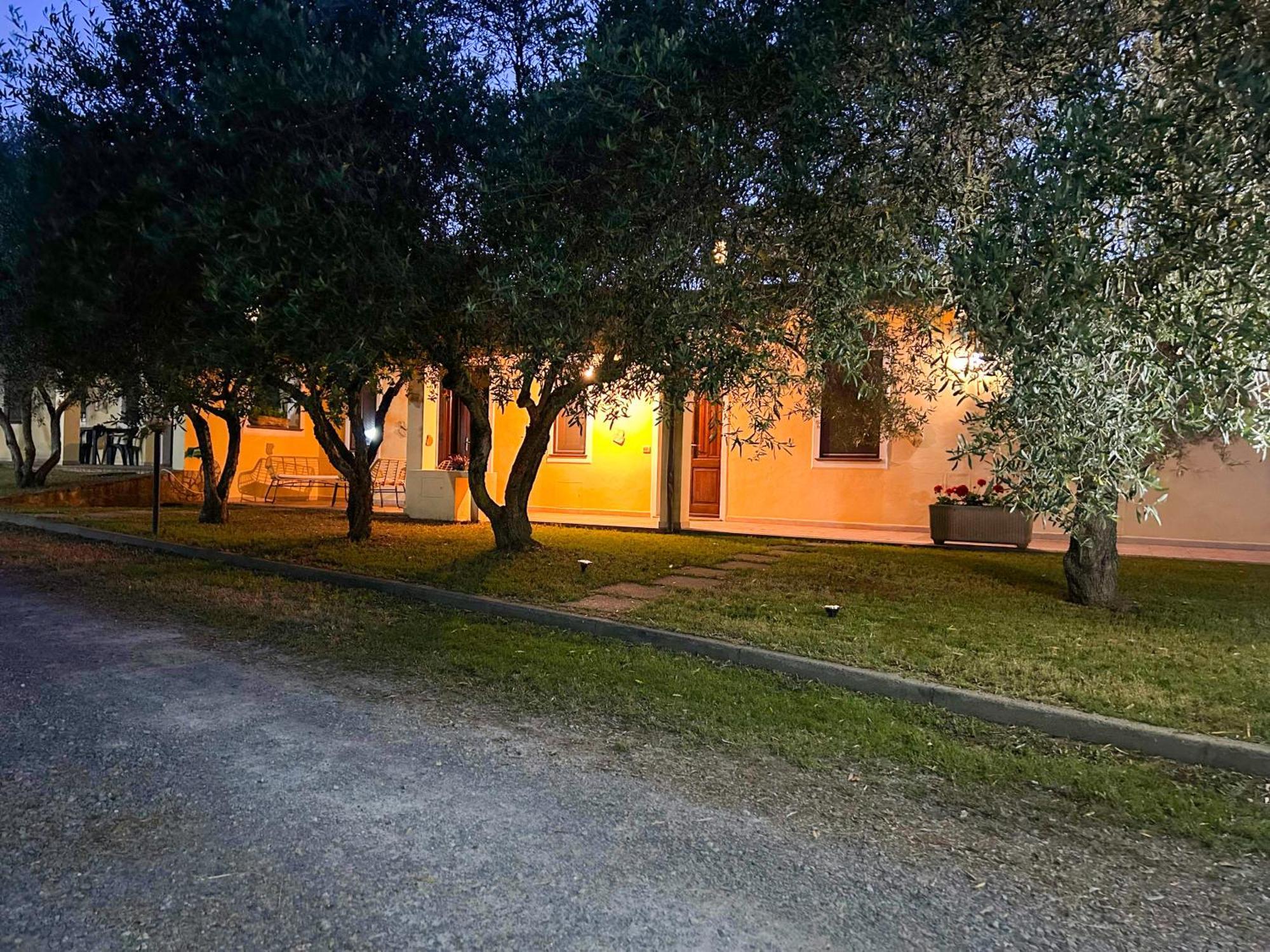 Residenza Parco Degli Ulivi Villa Villamassargia Ngoại thất bức ảnh